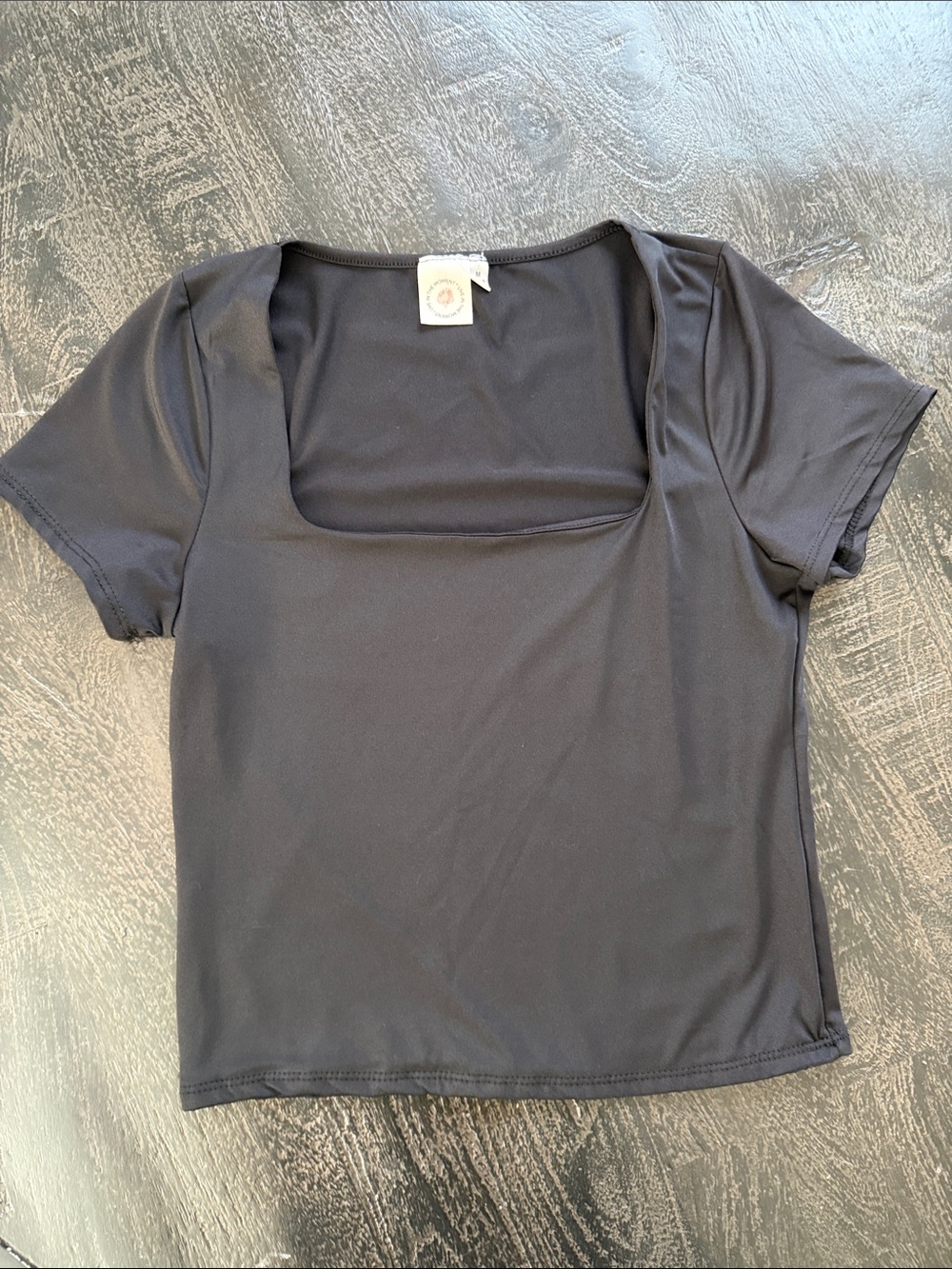 Square-Neck Black Crop Top - Classic Women's Tee